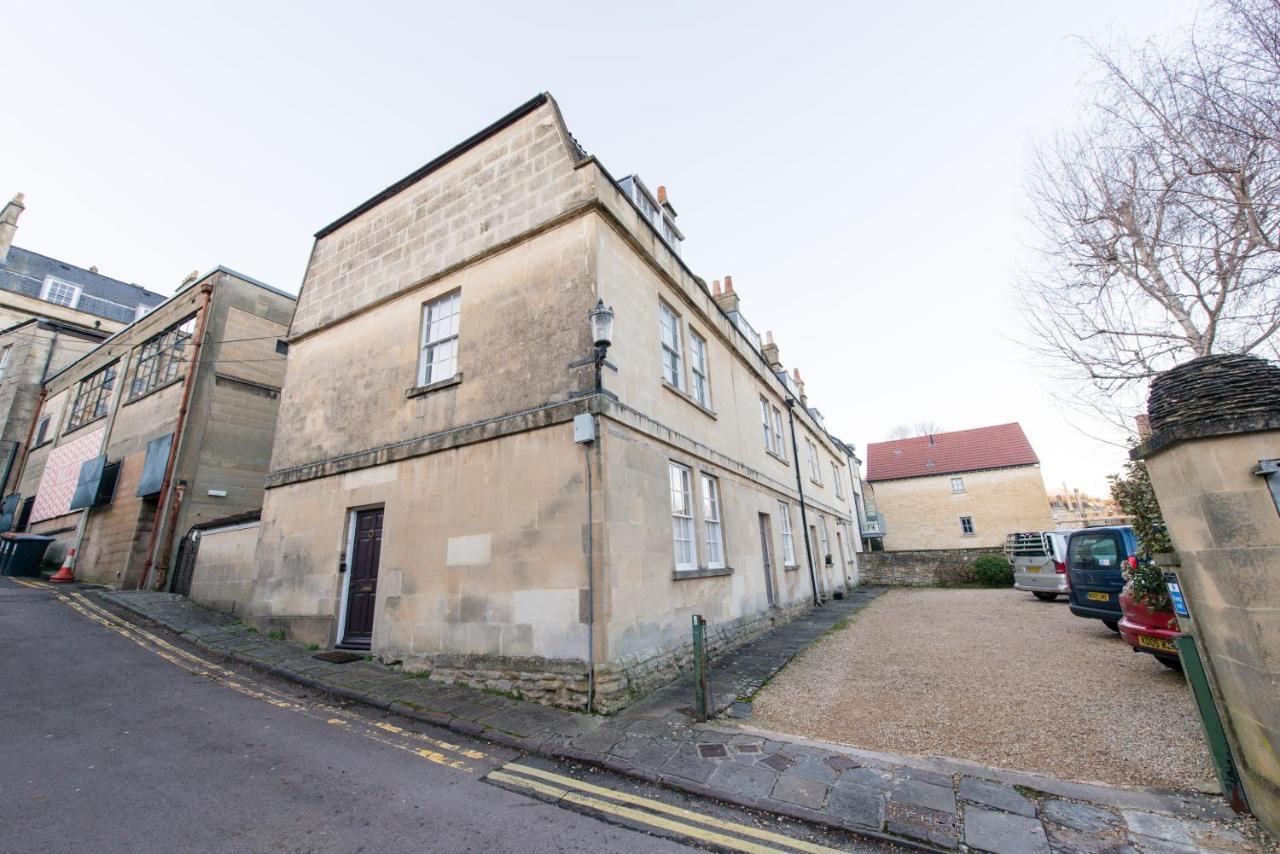 Luxe Maisonette- Parking, 4K Tvs, Leds, Local Snacks And More! Bath Esterno foto